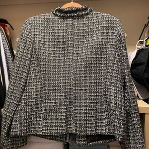 Kasper Jacket size 12 black & white